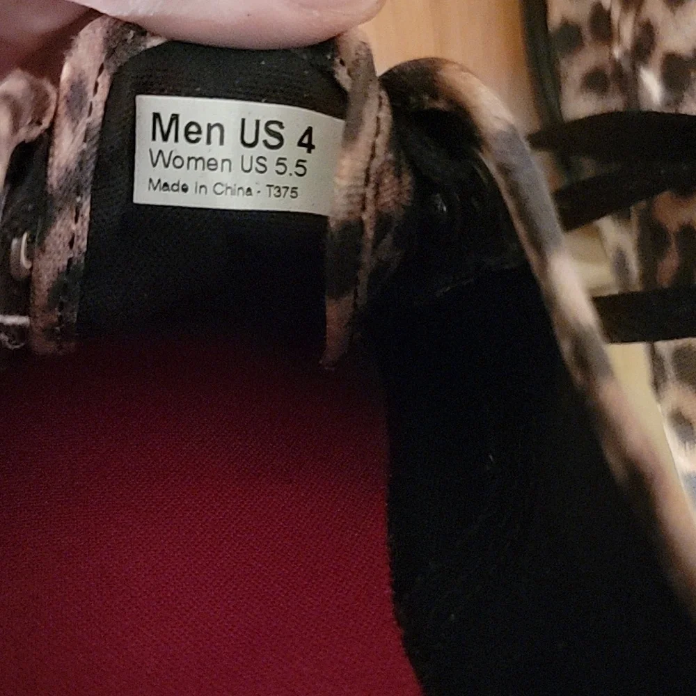 Vans leopard tie shoes - Picture 7 of 8